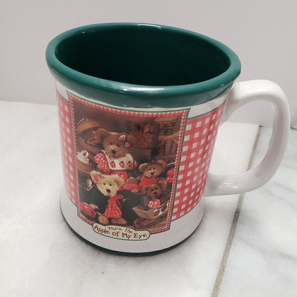 Boyds Bears Ceremic "you are the apple of my eye" coffee mug 12 oz